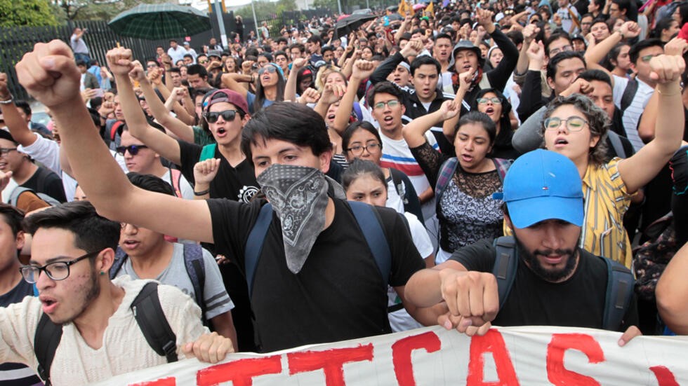 Estudiantes De La Unam Protestan En Cu Contra Grupos Porriles Misi N